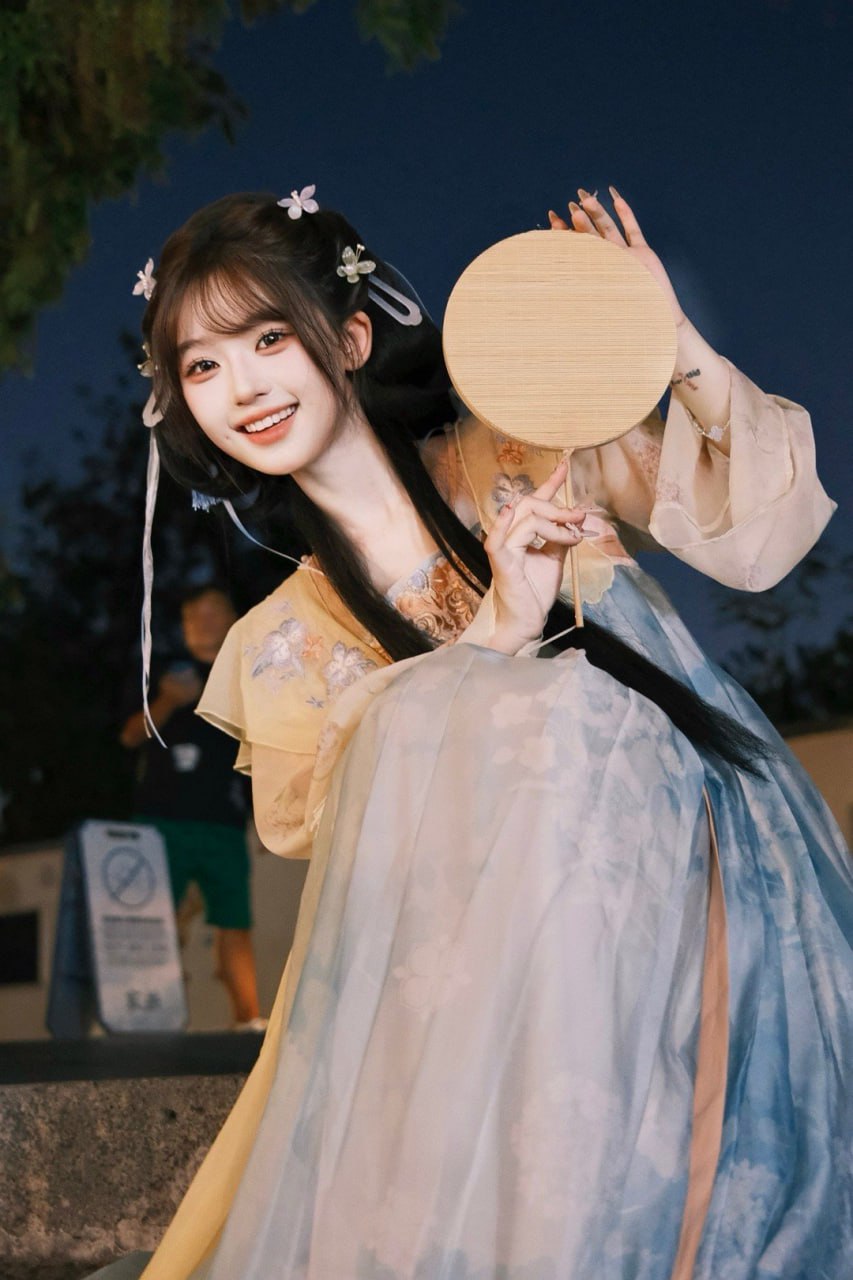 古风美女写真图